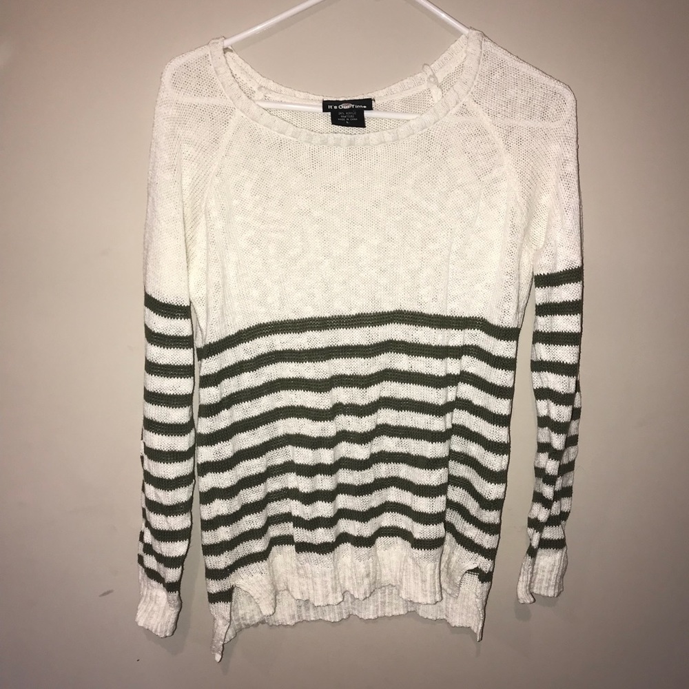 Long sleeve sweater